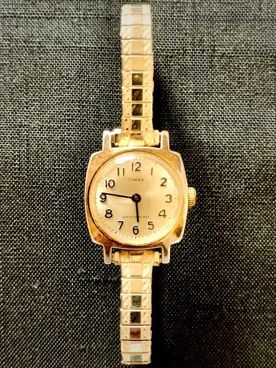Vintage Timex Ladies Manual Wind Watch Gold Tone Speidel Band